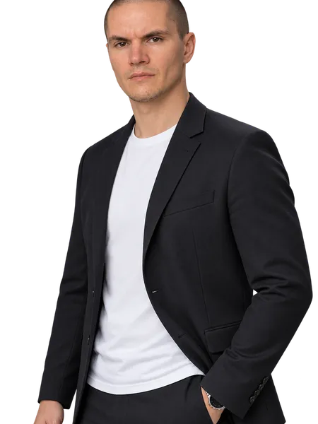 Yevheny Pianykh inviting a founder to send the product for review